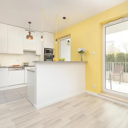 Pastel & Cozy With A Spacious Terrace In By Renters Apartment *